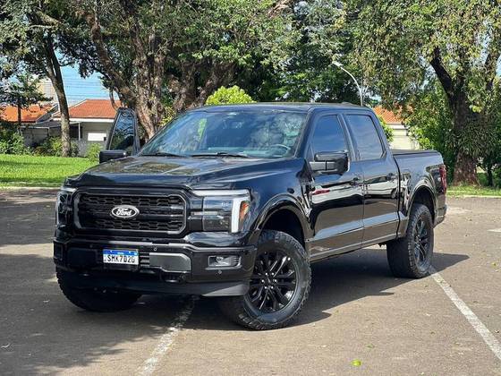 FORD F-150 5.0 V8 GASOLINA CD LARIAT FX4 AUTOMÁTICO